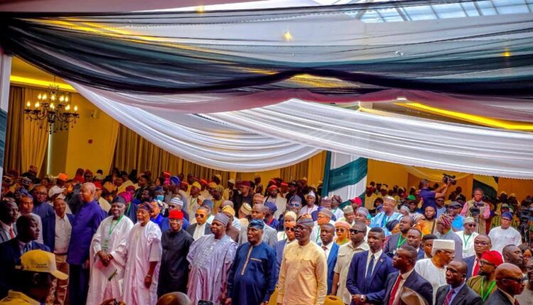 taron ƙoli na jam’iyyun adawa da aka gudanar a Ibadan, Jihar Oyo, 25-04-2026